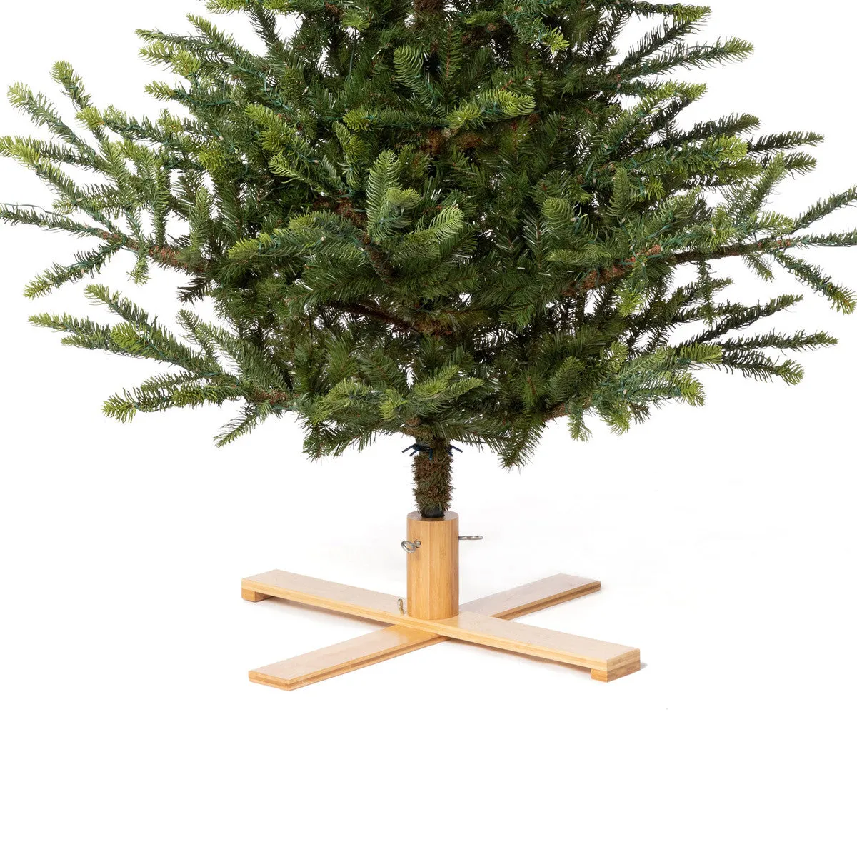 7.5' Great Northern Spruce Christmas Tree With Micro LED Lights