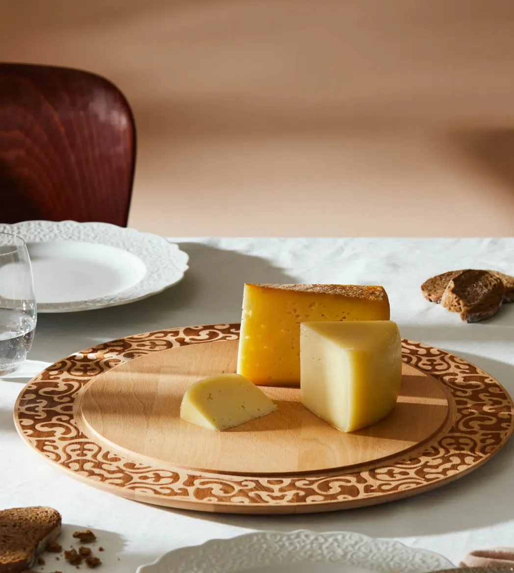 DRESSED IN WOOD CENTREPIECE