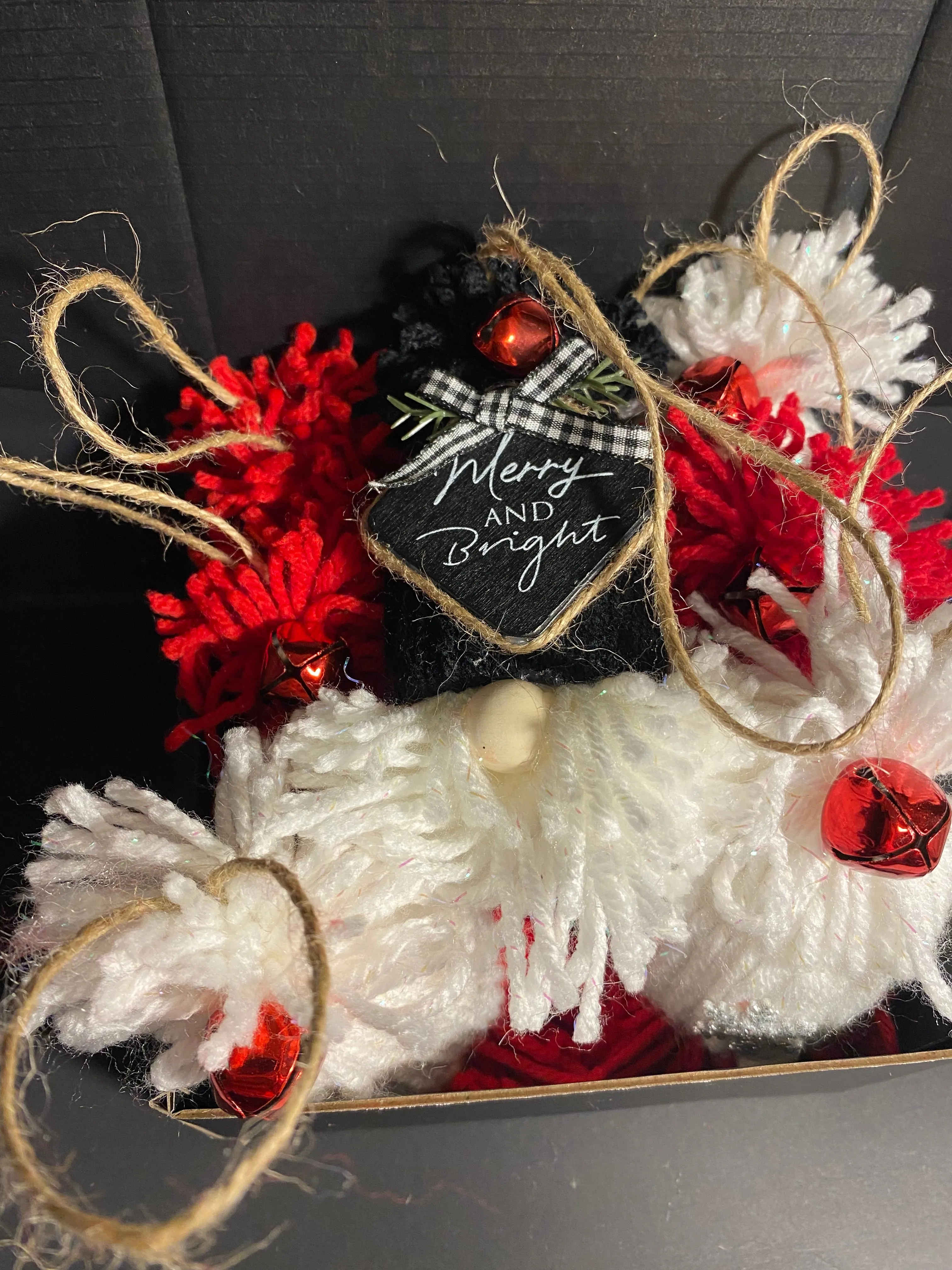 Santa Ornaments Yarn Santa’s
